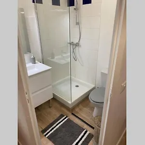 Charmant Petit Studio Au Coeur De Appartement